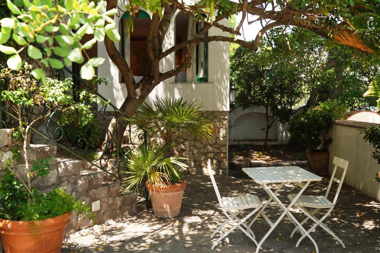 Charming Villa Capri Dış mekan fotoğraf